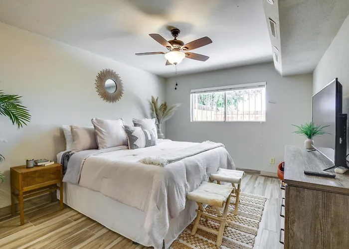 Centrally Located Retreat W/ Fenced Patio *