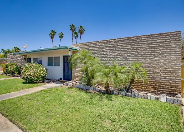 Centrally Located Retreat W/ Fenced Patio Yuma